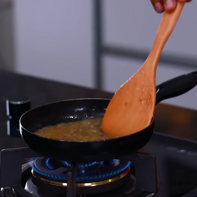 Bước 2 Pha chế và nấu sốt ướp thịt nướng than hoa Thịt nướng than hoa