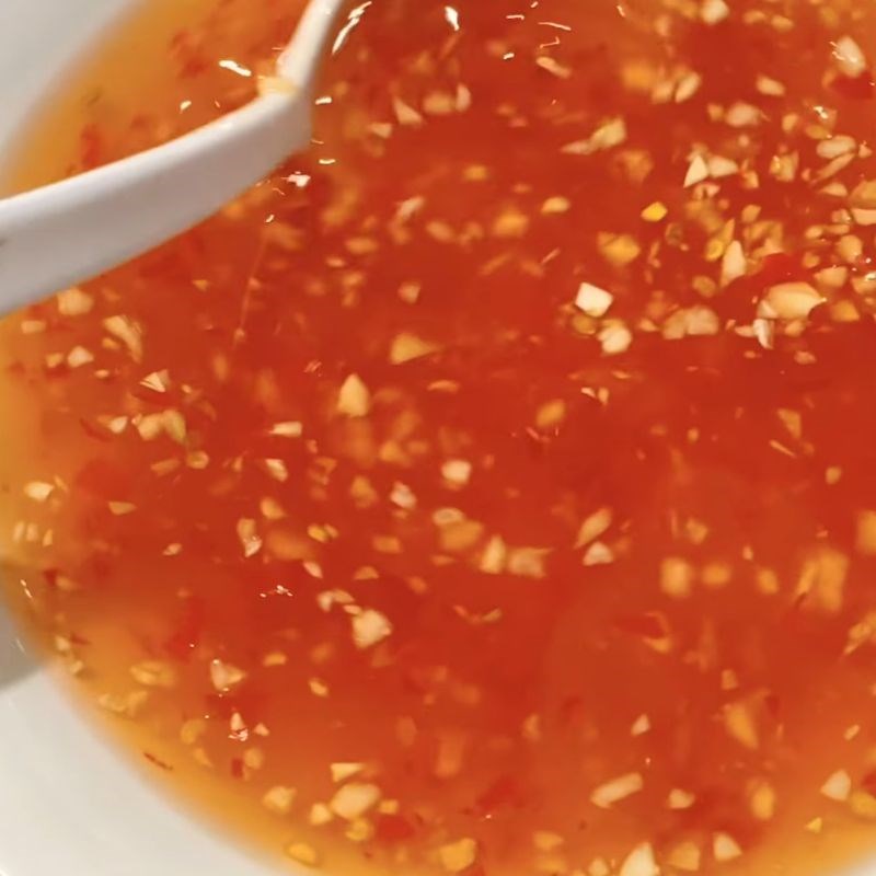 Bước 2 Pha nước chấm chua ngọt Nước mắm ăn bánh ướt