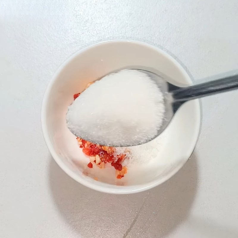 Bước 5 Pha nước mắm chấm Gỏi bò rau muống