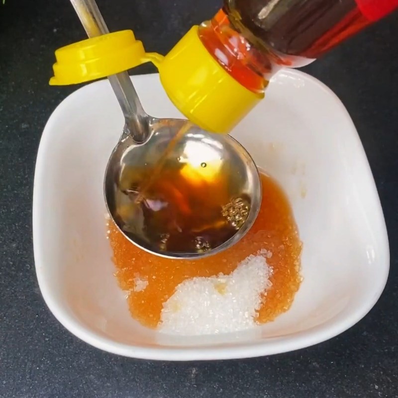 Bước 5 Pha nước mắm trộn gỏi và muối ớt chấm gà Cháo gà nguyên con