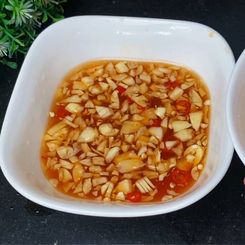 Bước 5 Pha nước mắm trộn gỏi và muối ớt chấm gà Cháo gà nguyên con