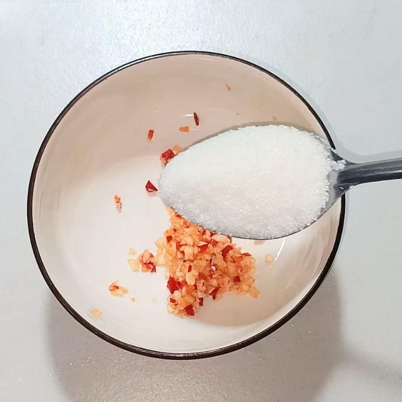 Bước 4 Pha nước mắm trộn gỏi Gỏi bò rau muống