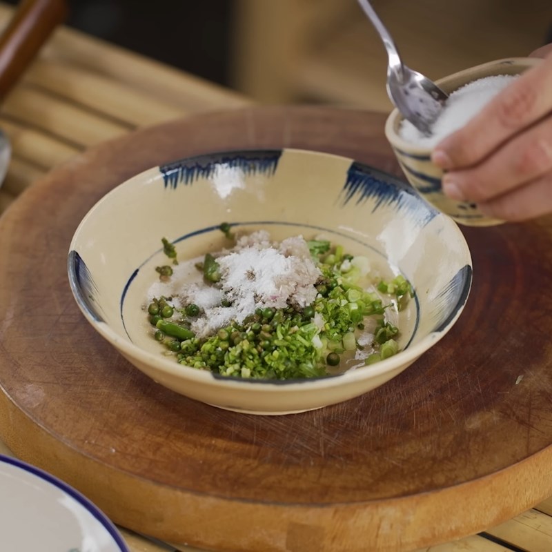 Bước 2 Pha nước sốt ướp cá hấp xì dầu Cá hấp giấy bạc