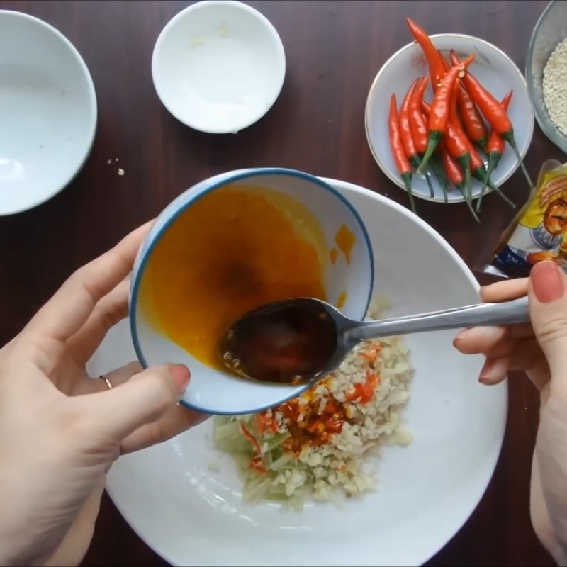 Bước 3 Pha nước ướp thịt lợn sấy khô thịt lợn sấy khô