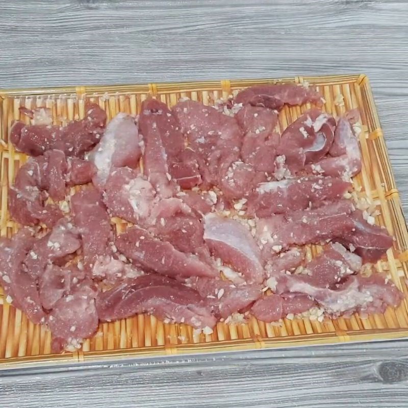 Bước 3 Phơi thịt và luộc da heo Pate thịt heo