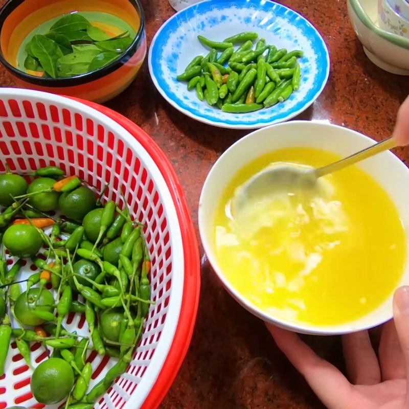 Bước 2 Bí quyết pha chế nước cốt và định lượng gia vị Muối ớt xanh chấm gà