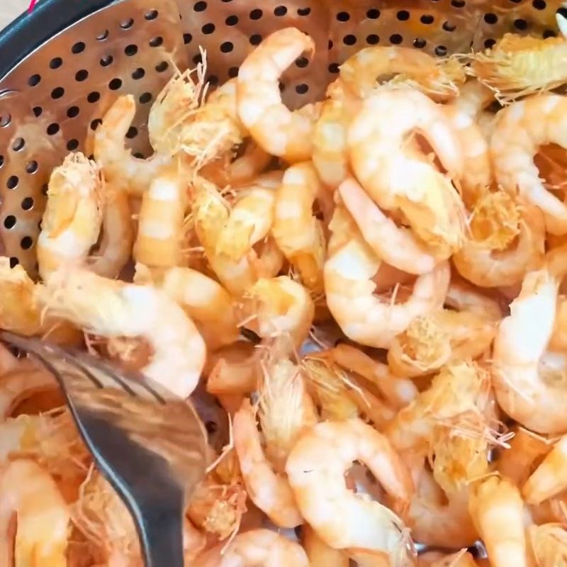 Bước 5 Sấy tôm khô bằng nồi chiên không dầu Tôm khô bằng nồi chiên không dầu
