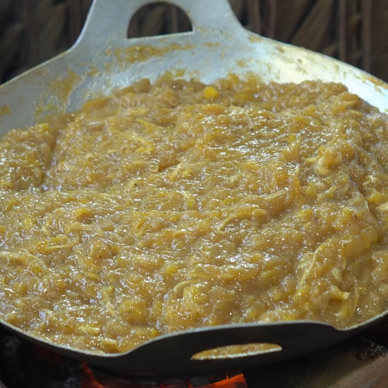 Bước 3 Sên kẹo chuối tươi lần 1 Kẹo chuối tươi