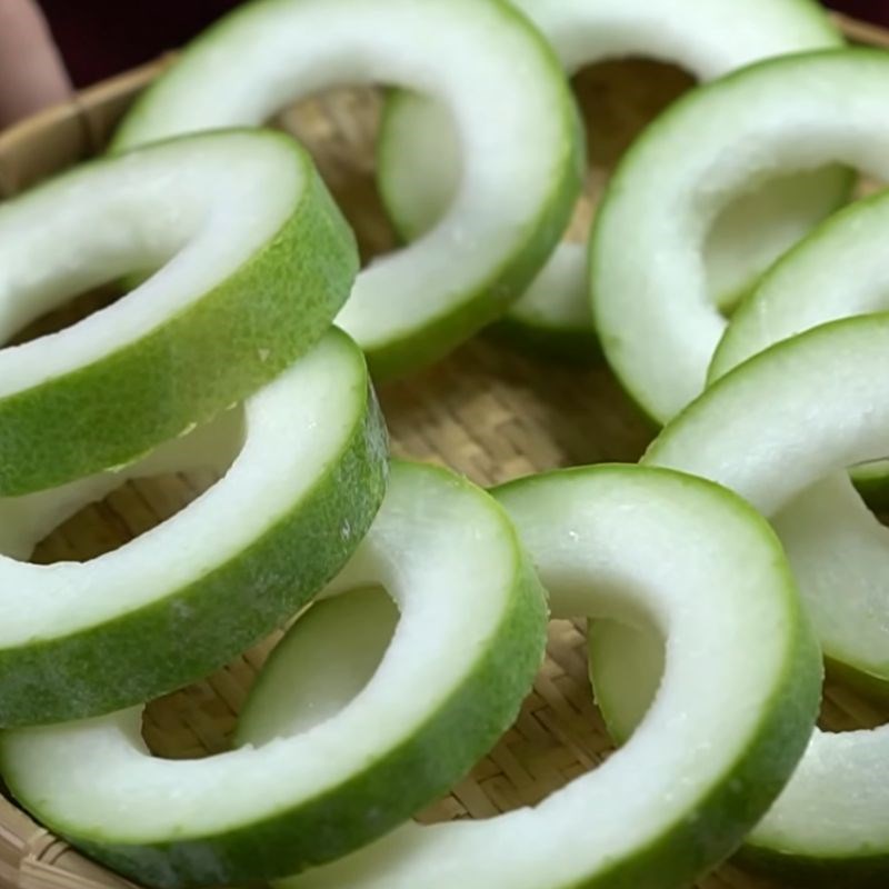 Bước 1 Sơ chế bí đao và mía chuẩn bị nấu trà Trà bí đao tươi