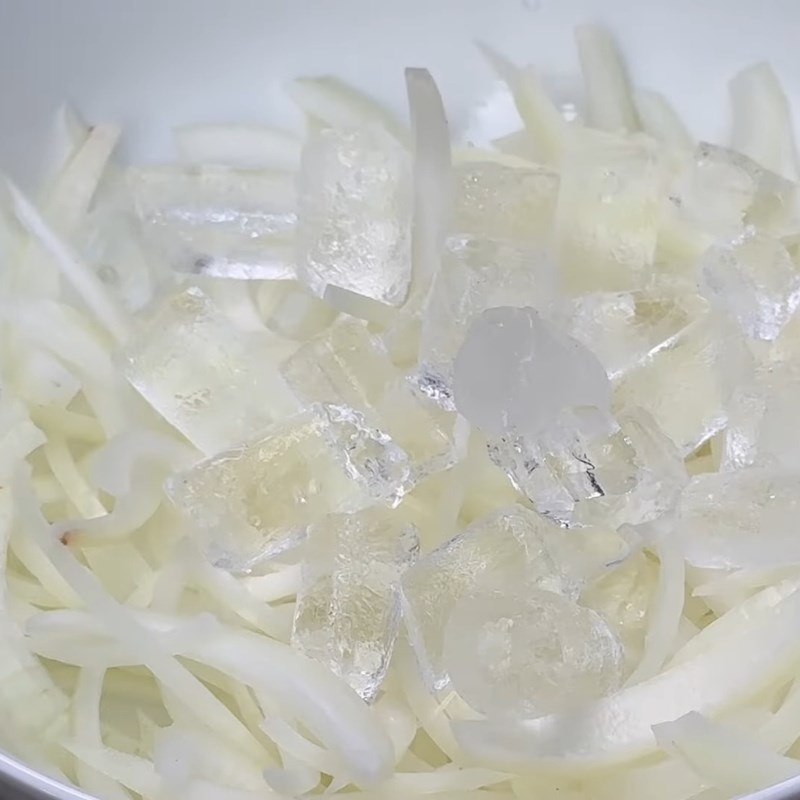 Bước 2 Sơ chế các nguyên liệu còn lại Ngan tái chanh