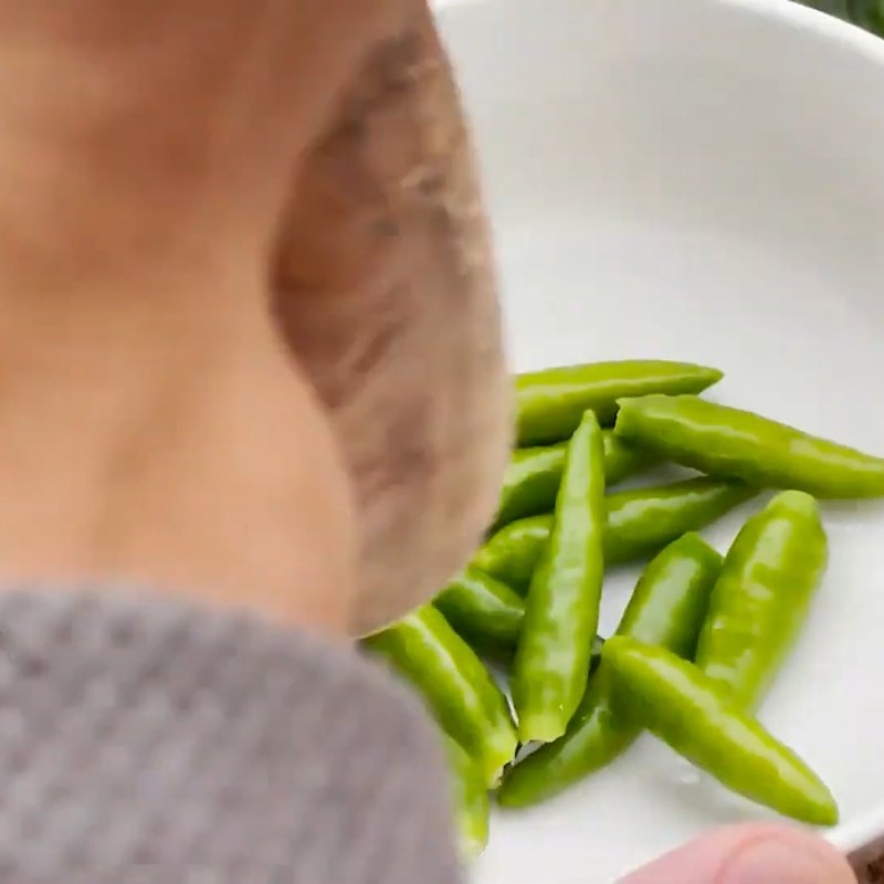 Bước 2 Sơ chế các nguyên liệu khác Lẩu gà lá é Đà Lạt