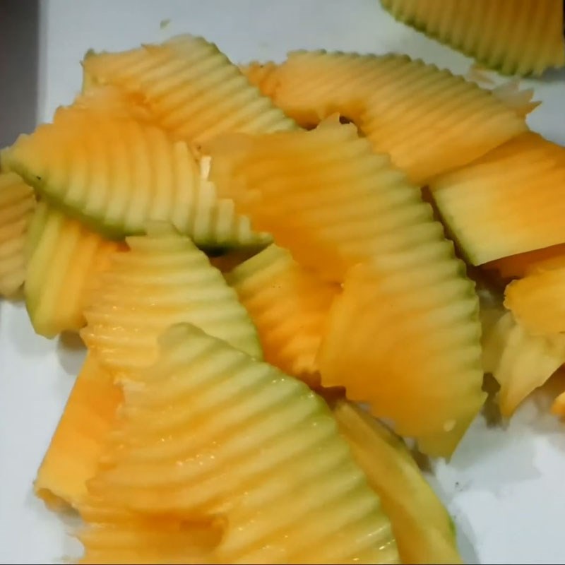 Bước 1 Sơ chế đu đủ xanh và cà rốt Đu đủ ngâm nước mắm