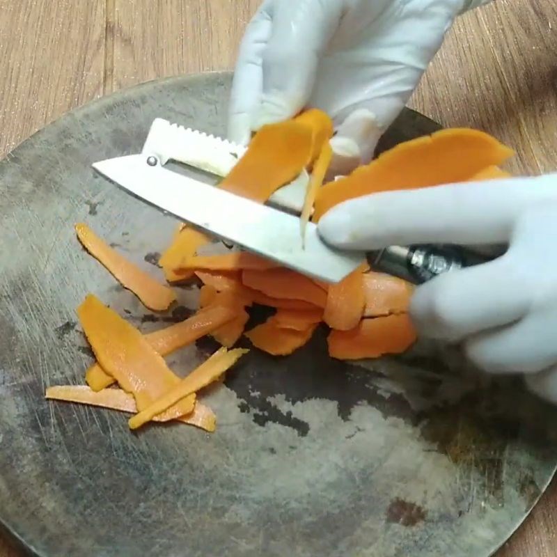 Bước 1 Sơ chế nghệ tươi Bột nghệ khô