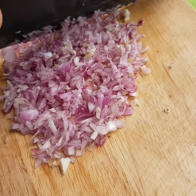 Bước 1 Sơ chế nguyên liệu Cá kho