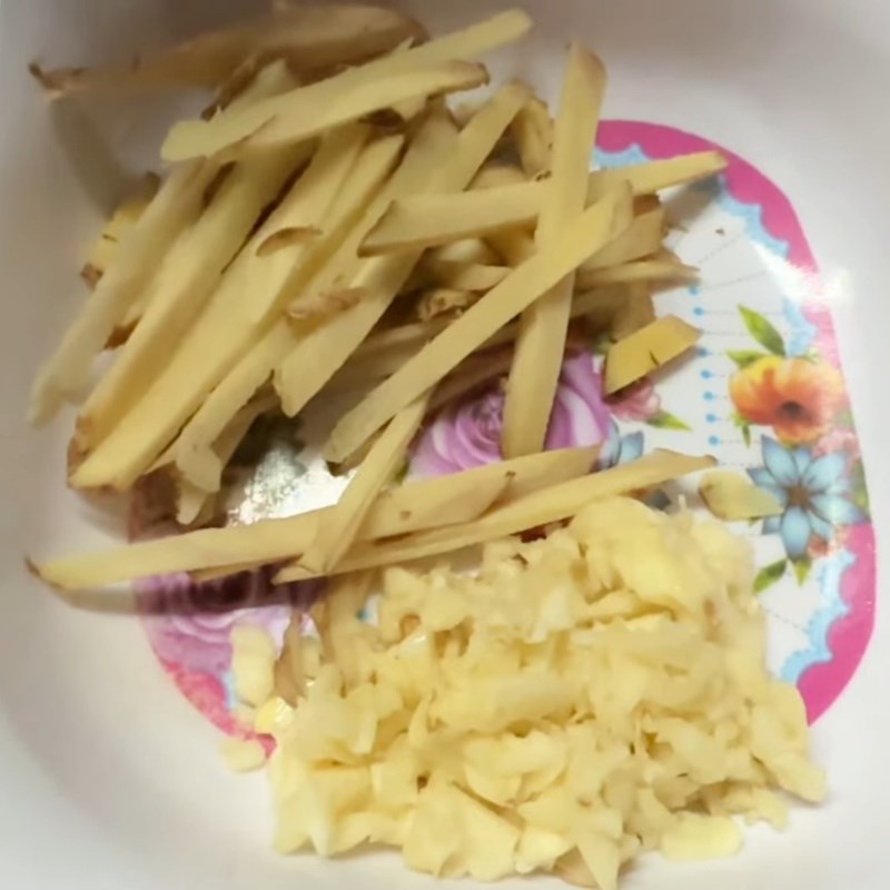 Bước 1 Sơ chế nguyên liệu Gà hầm nấm