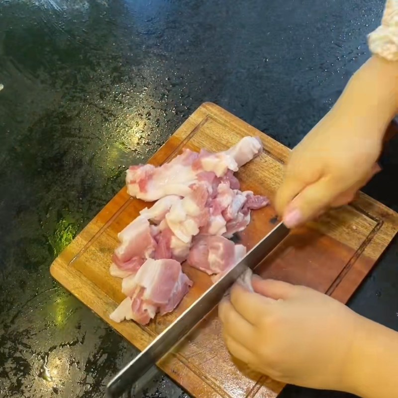 Bước 1 Sơ chế nguyên liệu Chuối nấu đánh nhuyễn