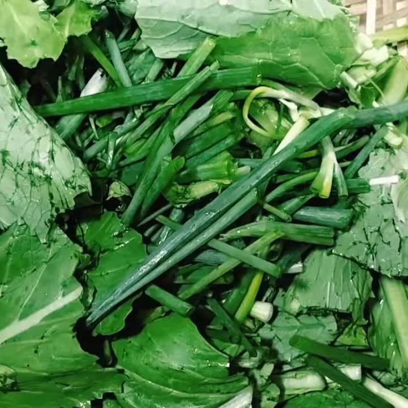 Bước 1 Sơ chế nguyên liệu Dưa muối xổi ăn ngay