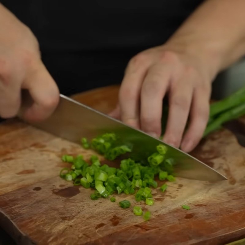 Bước 1 Sơ chế nguyên liệu chuẩn bị Cháo gà miền Bắc