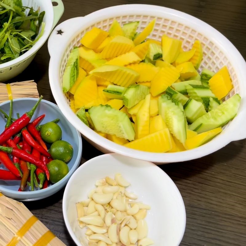 Bước 1 Sơ chế nguyên liệu chuẩn bị làm tré trộn Tré trộn