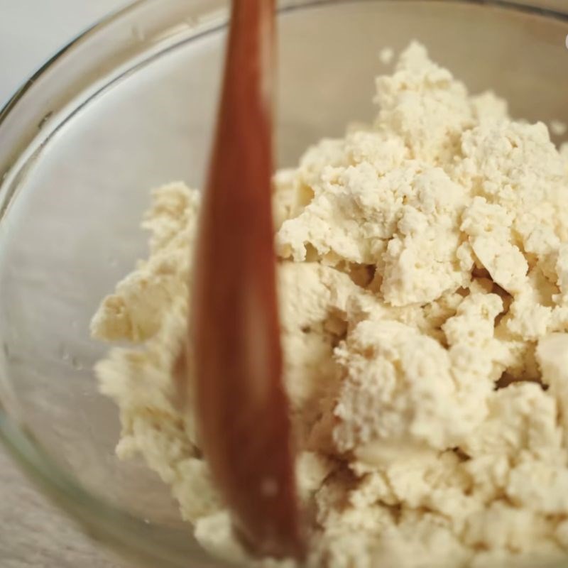 Bước 1 Sơ chế nguyên liệu làm chả giò chay Chả giò chay khoai môn đậu xanh