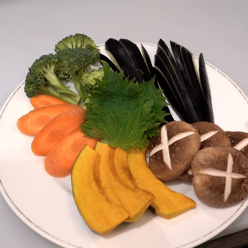 Bước 2 Sơ chế rau củ chiên tempura Tôm chiên tempura