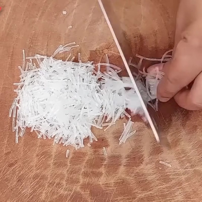 Bước 1 Sơ chế rau củ để nhồi nhân Khổ qua hầm chay