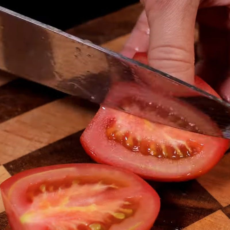 Bước 2 Sơ chế rau củ và xay hỗn hợp tạo màu cho nước lẩu lẩu thái hải sản