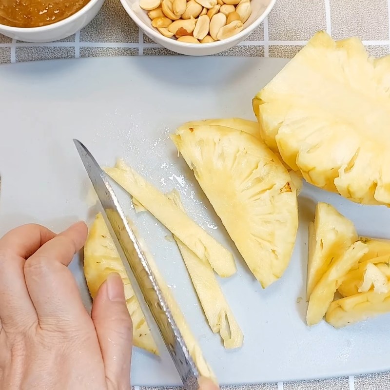 Bước 3 Sơ chế rau sống và củ quả ăn kèm Bánh tráng cuốn thịt heo