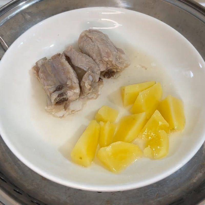 Bước 1 Sơ chế và hấp chín nguyên liệu Cháo dinh dưỡng