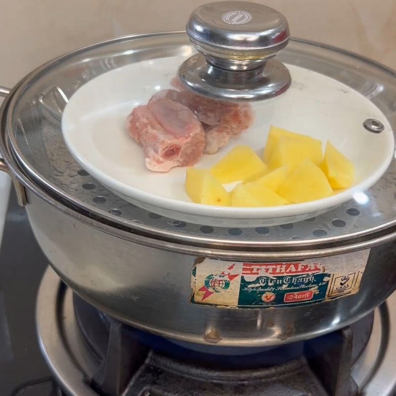 Bước 1 Sơ chế và hấp chín nguyên liệu Cháo dinh dưỡng