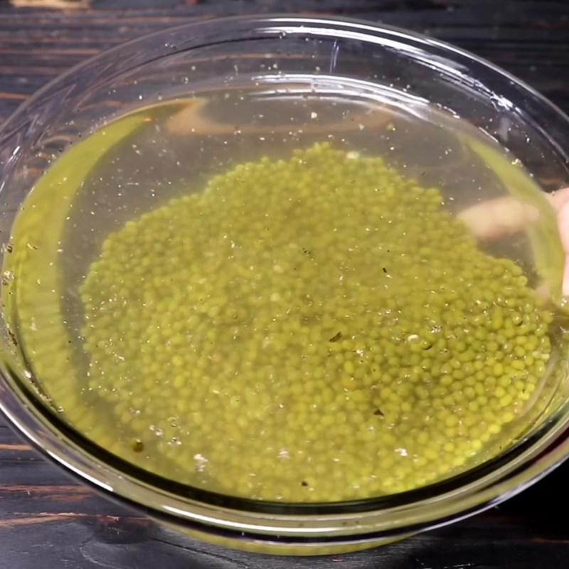 Bước 1 Sơ chế và làm đông đậu xanh Chè đậu xanh nấu đơn giản