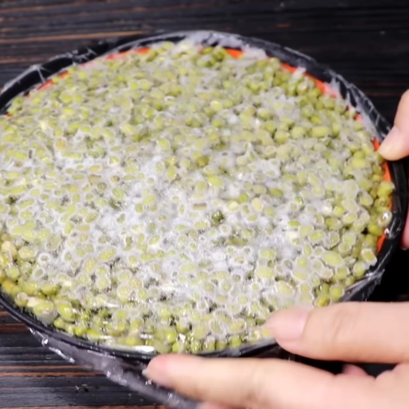 Bước 1 Sơ chế và làm đông đậu xanh Chè đậu xanh nấu đơn giản