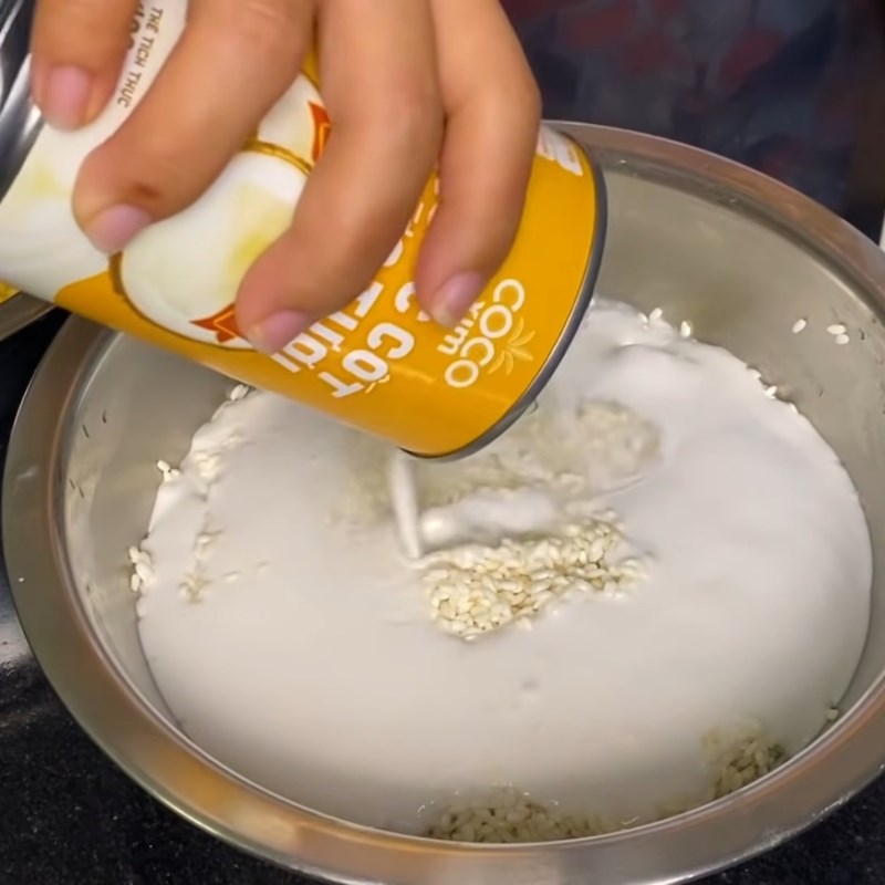 Bước 1 Sơ chế và ngâm nếp, đậu xanh Xôi đậu xanh nước cốt dừa bằng xửng hấp