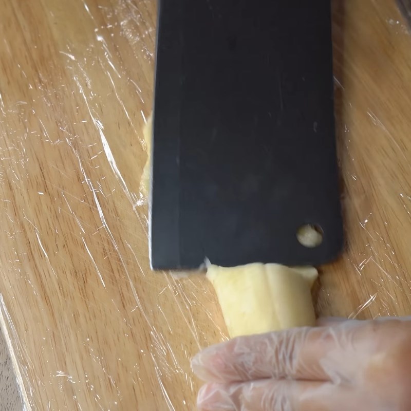 Bước 1 Sơ chế và nghiền chuối tươi Kẹo chuối tươi