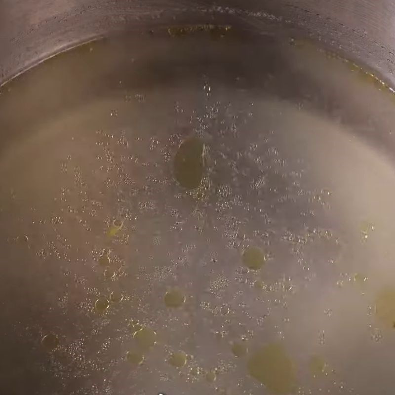 Bước 1 Sơ chế xương gà và chuẩn bị nước dùng lẩu Thái cơ bản lẩu thái hải sản