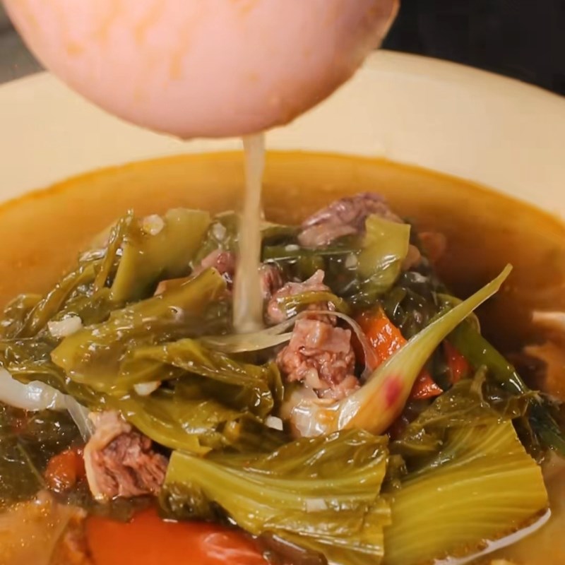 Bước 4 Thành phẩm Dẻ sườn bò nấu dưa chua