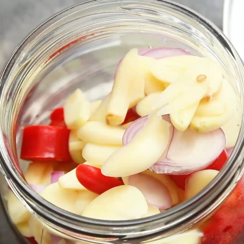 Bước 4 Thành phẩm Tỏi ớt ngâm giấm