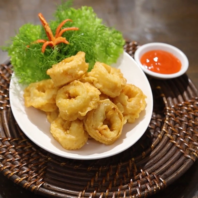 Bước 6 Thành phẩm Mực tẩm bột chiên giòn