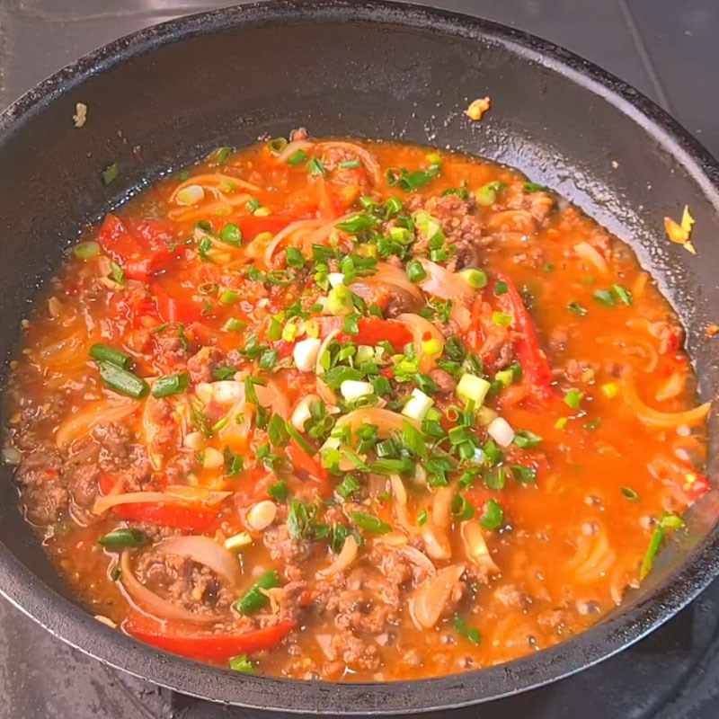 Bước 4 Thành phẩm thịt bò băm sốt cà chua