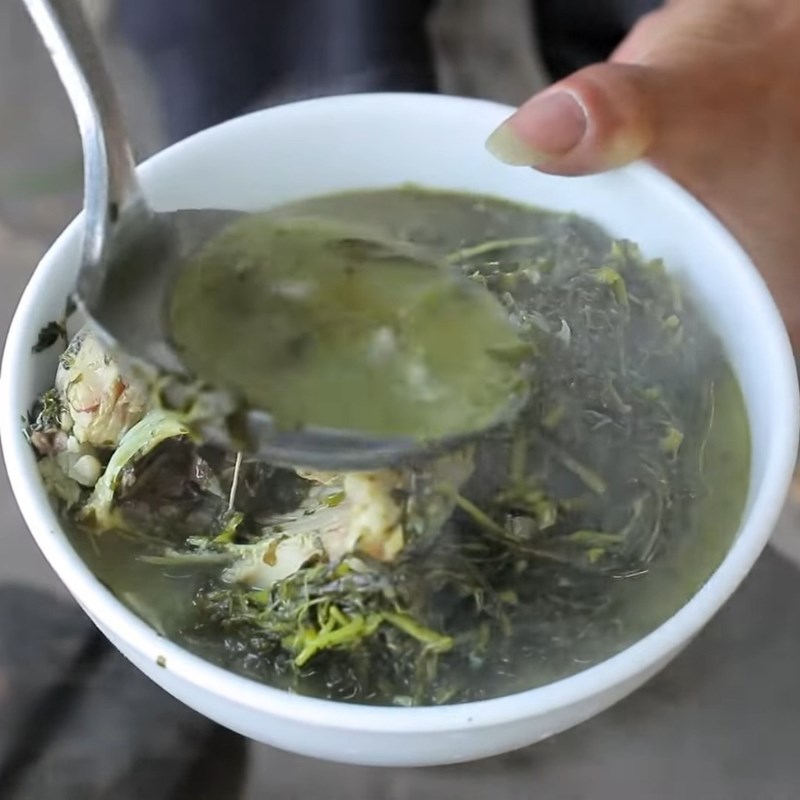 Bước 4 Thành phẩm Rau sắn muối chua nấu cá