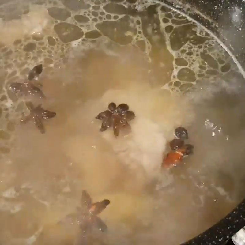 Bước 5 Thêm gia vị phở và hoàn thiện nước dùng phở đuôi bò