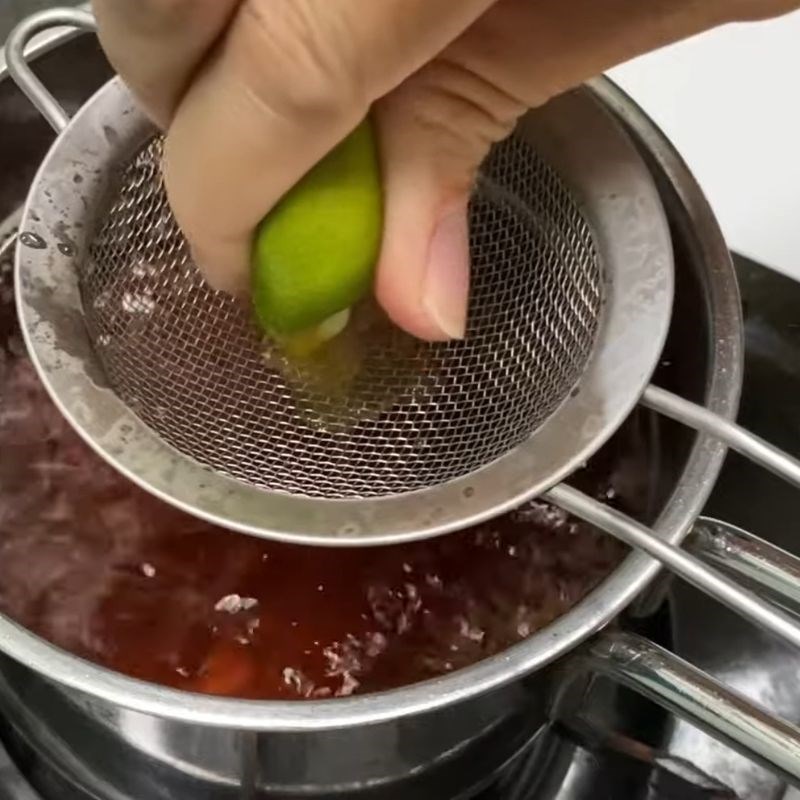 Bước 3 Thêm tắc và đun sánh nước mắm chua ngọt Nước mắm ăn bánh xèo miền Tây