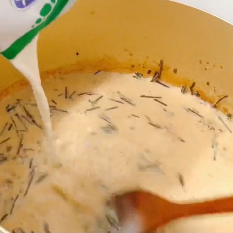 Bước 2 Nấu trà sữa đậm vị Trà sữa nấu bằng trà khô