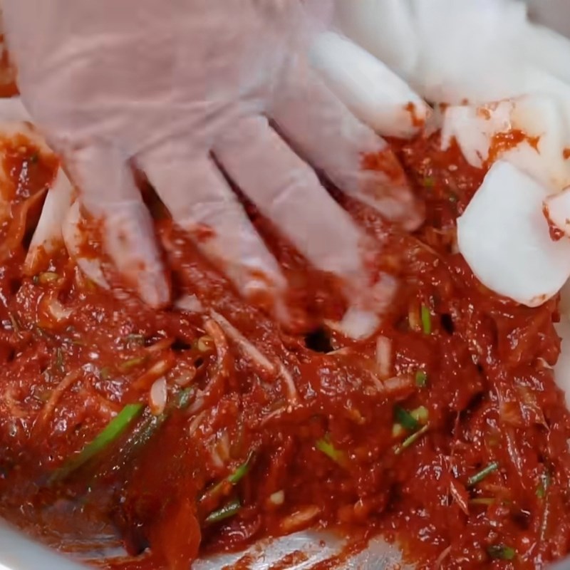 Bước 5 Trộn củ cải với sốt và lên men kim chi Kim chi củ cải trắng
