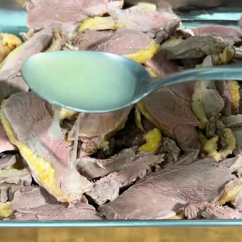 Bước 5 Trộn gia vị làm gỏi ngan tái chanh Ngan tái chanh