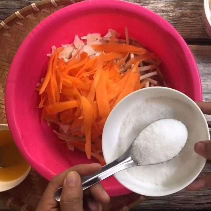 Bước 2 Trộn sơ bộ gỏi chua ngọt Gỏi củ hũ dừa chay