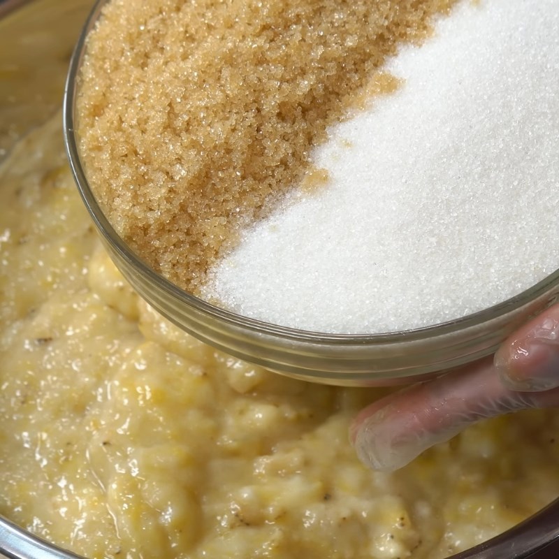 Bước 2 Ướp chuối với đường, khóm và gừng Kẹo chuối tươi