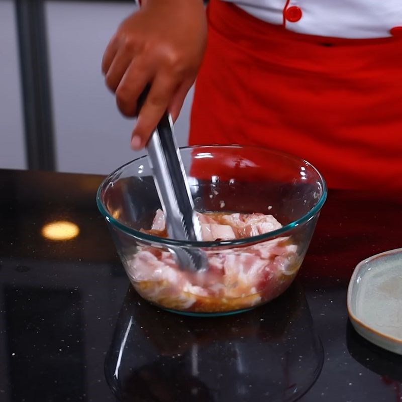 Bước 3 Ướp thịt ba rọi thấm vị Thịt nướng than hoa