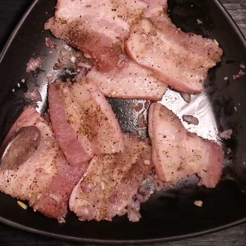 Bước 2 Ướp thịt nhân bánh chưng Gói bánh chưng bằng lá chuối