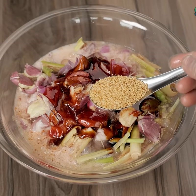 Bước 3 Ướp thịt nướng Bún trộn thịt nướng